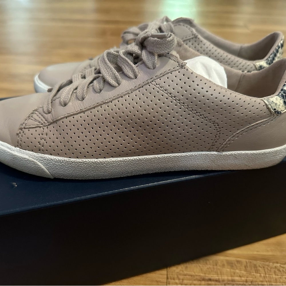Cole Haan - Carrie Sneaker Size 6